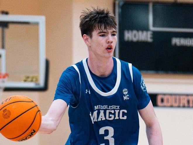 Rising senior forward Quinn Costello earns Illini offer