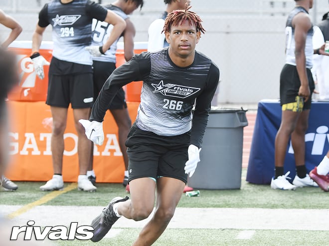 3-Star Class of 2026 Cornerback Justin Lewis Commits to UNC