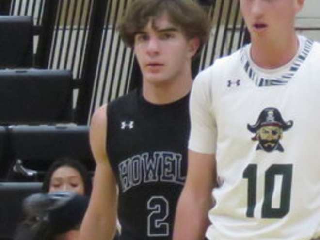 Padilla makes college pick