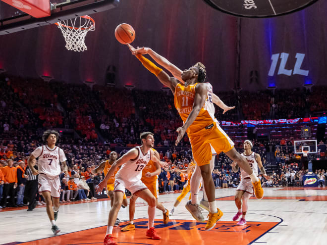 Recap: Illini fall to No. 1 Tennessee on buzzer beater