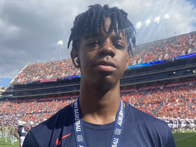 Auburn 'pretty high' for top five forward