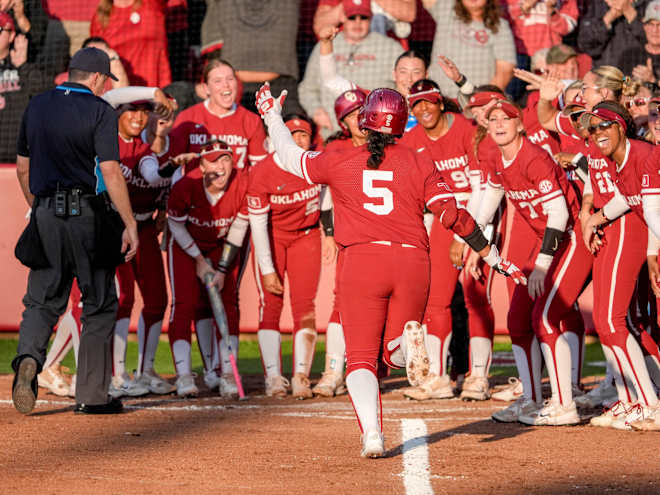 Softball: Sooners outlast Florida in extra innings to open series