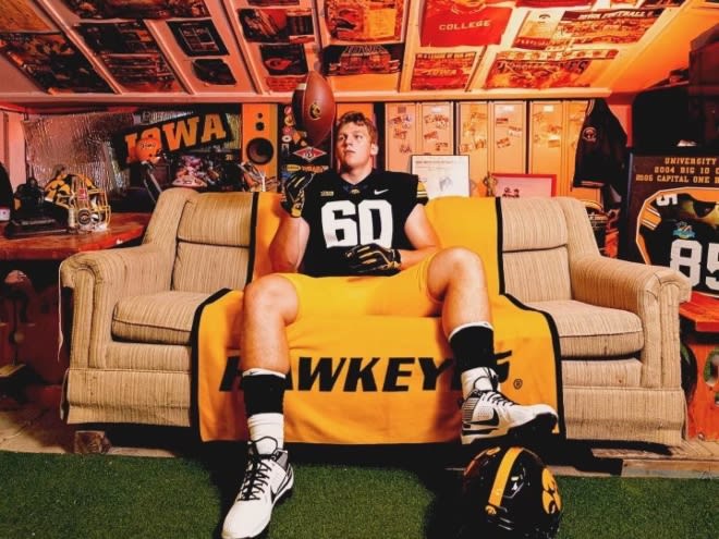 Three-Star OT Lucas Allgeyer Signs with Iowa