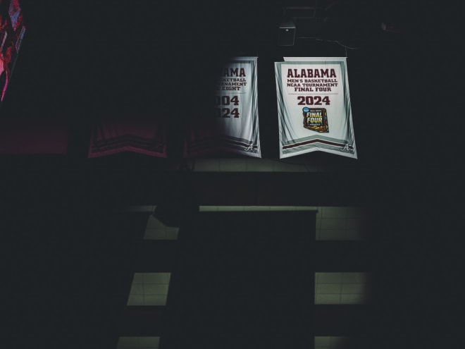 Alabama unveils first men's basketball Final Four banner