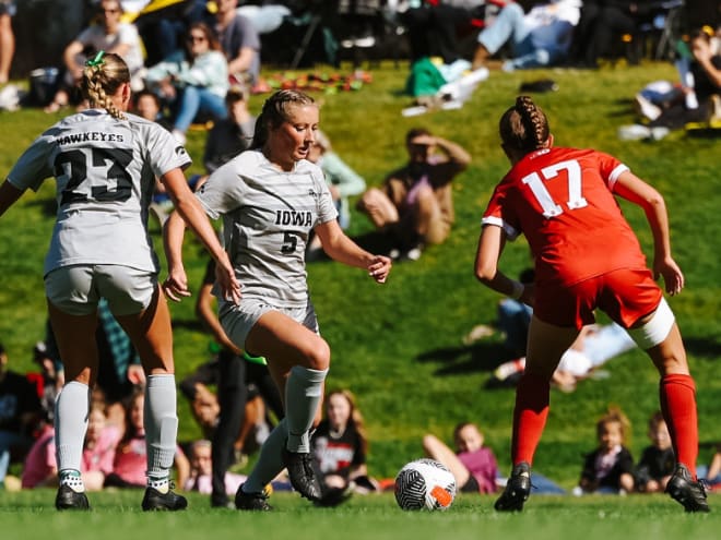 Olympic Spotlight: Iowa Soccer Up to 11-0-3 After Weekend Win