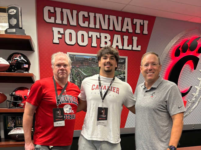 OL Austin Hoane commits to Cincinnati
