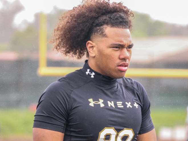 WATCH: USC DE commit Simote Katoanga wins DL MVP at Under Armour LA camp