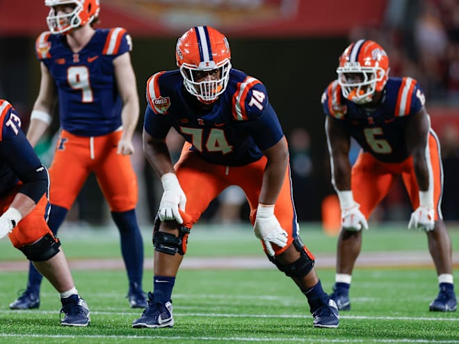 Notebook:  Illinois kicks off spring football