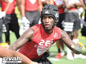 Recruiting Notebook: Multiple visitors eye return visits following UK game