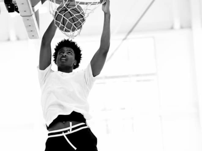 North Carolina is in contact with Qayden Samuels