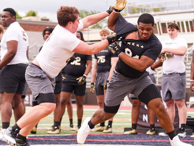 2026 Pa. OL/DL Tavian Branch talks Official Visits, recruiting timeline