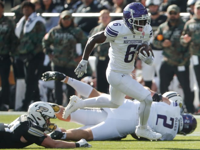 Northwestern nips Purdue in overtime, 26-20