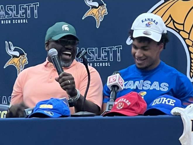 2026 RB Kory Amachree chooses Kansas over Michigan State
