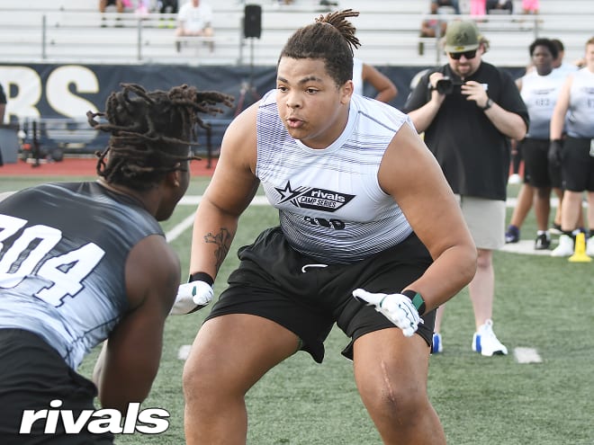 Georgia still pushing for four-star offensive tackle Gabriel Osenda