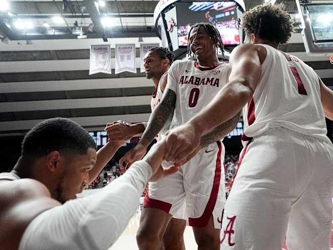 Triple-Double: Alabama hits unstoppable stride ahead of top-five matchups