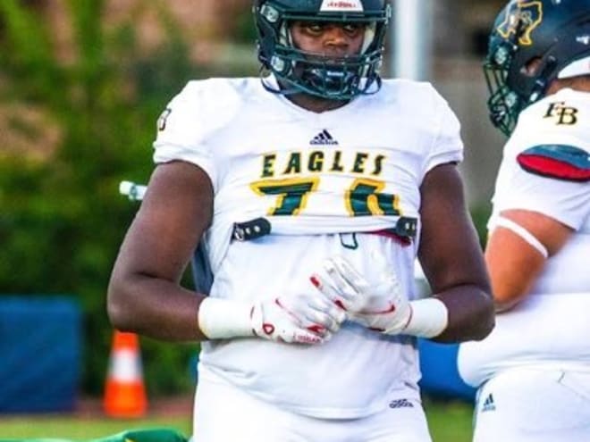 OT Bennett Warren updates his recruitment