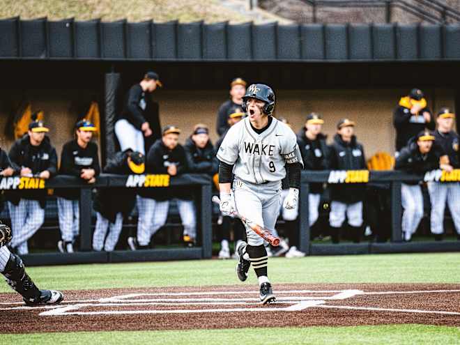 Wake Forest breaks out with 9-run inning for mid-week win