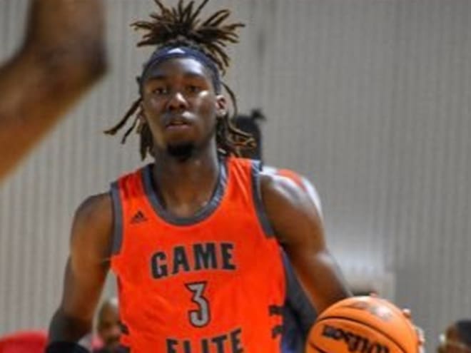 Dayton lands out-of-state forward