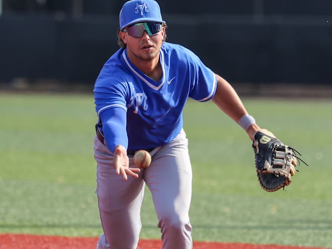 Western leans on five-run eighth inning to beat Blue Raiders 9-5