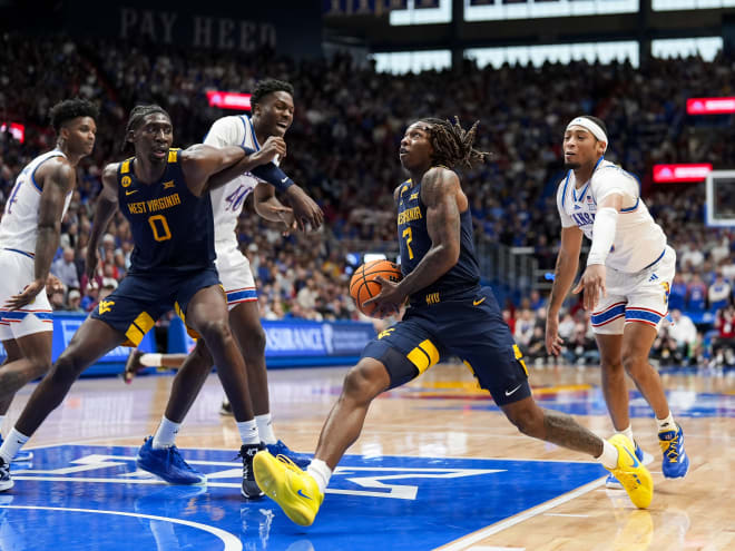 Small's clutch free throw helps WVU hold on as they upset No. 7 Kansas