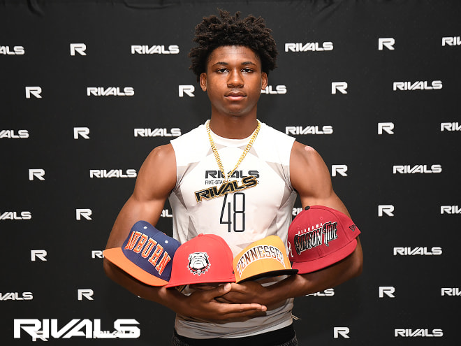 Rivals recruiting intel: Buzz around Tennessee, Auburn and Texas