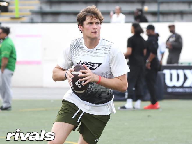 QB Cole Leinart looks to chart own course with SMU pledge