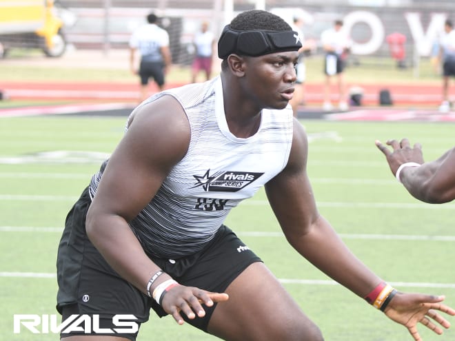 Recruiting Rumor Mill: Feeding frenzy as signing day inches closer