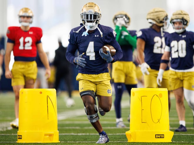 Notre Dame football injury report: RB Jeremiyah Love officially available