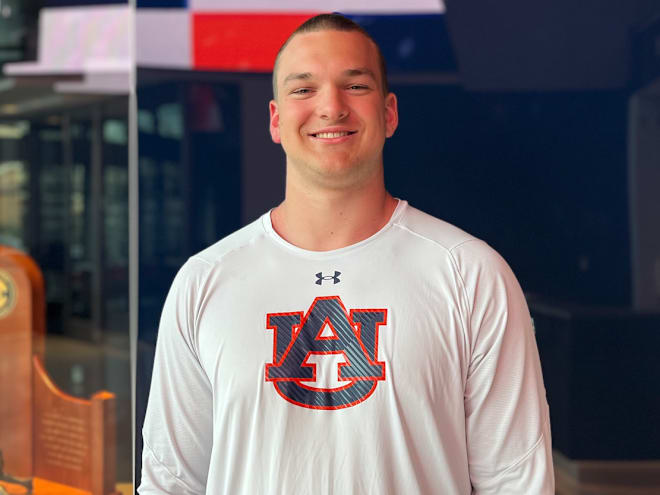 Auburn sitting 'high up' for OL target