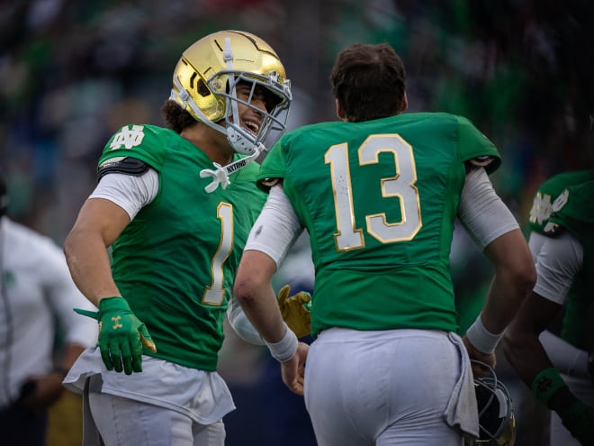 Notre Dame football moves up in polls after chaotic weekend across country