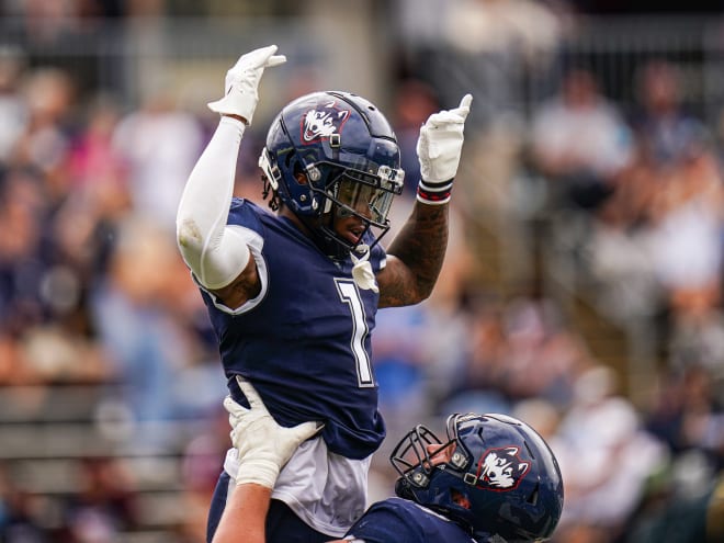 UConn Football WR Skyler Bell Set To Enter Transfer Portal