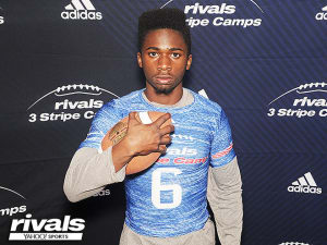 Irish WR Target Lawrence Keys Continues To Weigh Options 