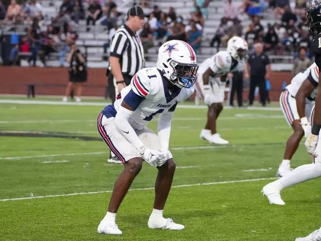 Three-Star JUCO DB, Keshawn Davila Plans Official Visit