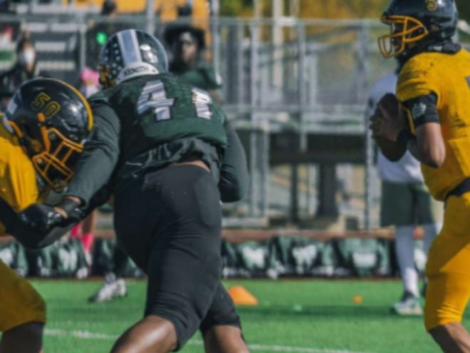 Detroit defensive lineman picks up first offer from 'Cats