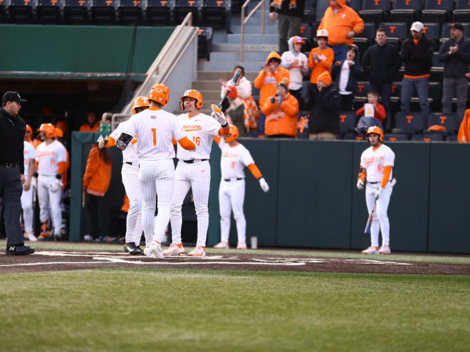 Live updates, discussion: No. 4 Tennessee baseball vs. Samford (Game 2)