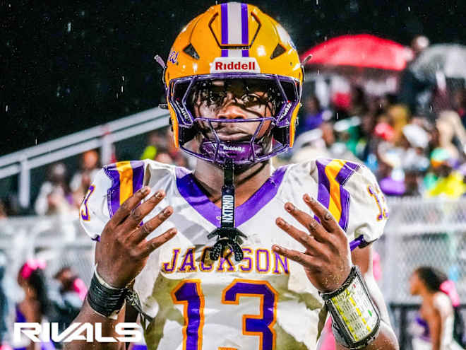 Georgia makes its move for four-star running back Ezavier Crowell