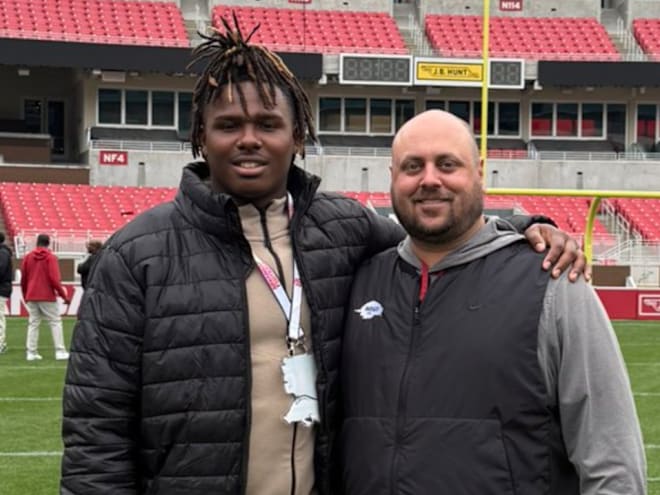 2026 tight end commits to Arkansas