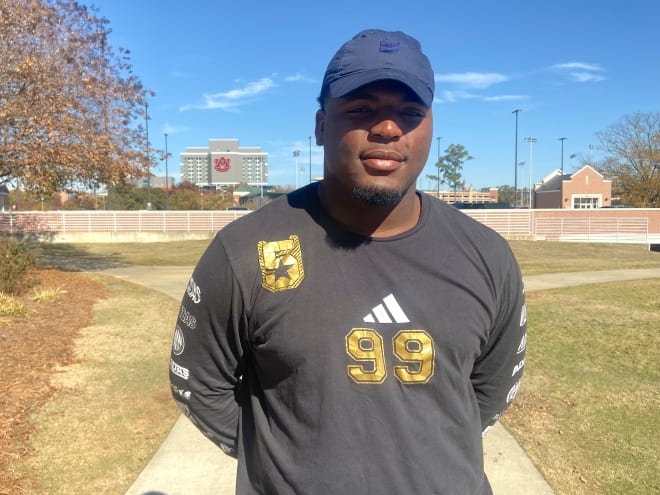 No. 6 DT McKinnley Jackson visits Auburn, will return soon