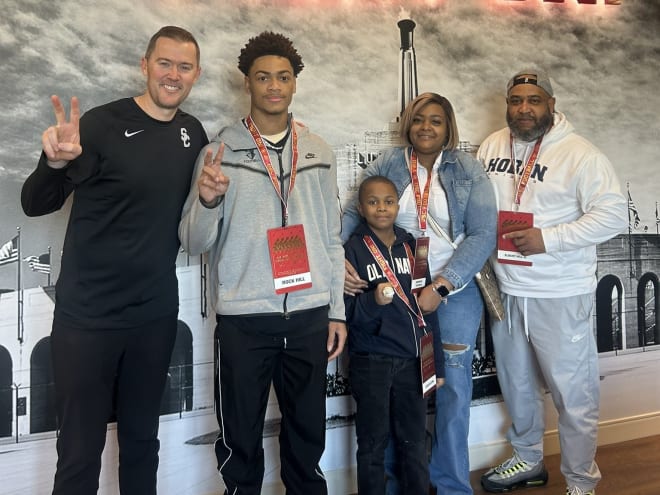 USC visit impresses five-star CB Elbert Hill