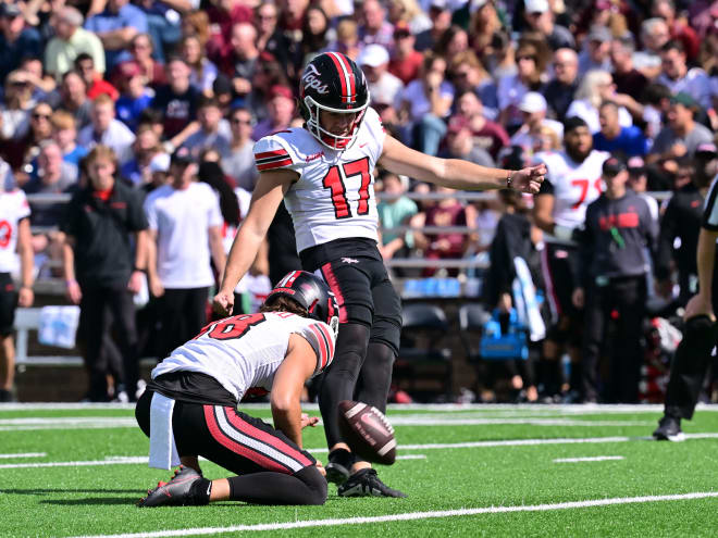 Ole Miss adds impact kicker for '25 squad in Lucas Carneiro