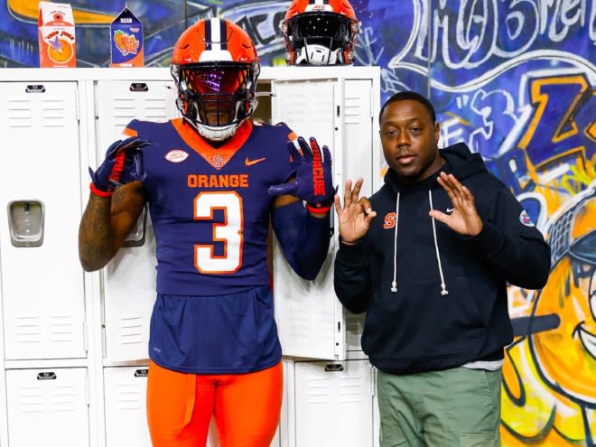 2025 DL DeAngelo Thompson flips commitment to Syracuse