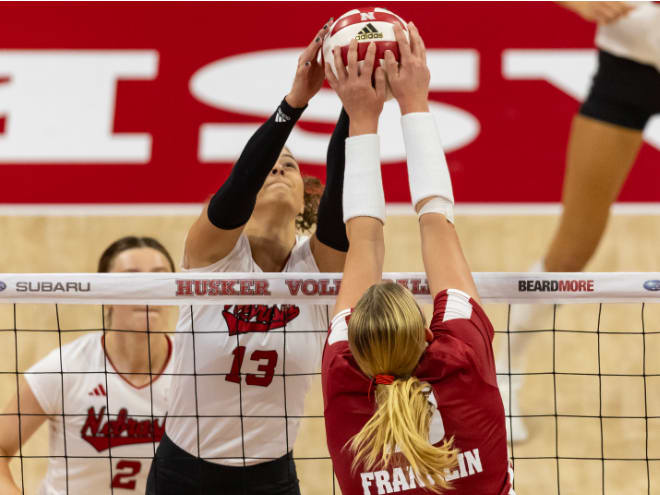 FINAL: #2 Nebraska sweeps #7 Wisconsin, first win in Madison in 11 years