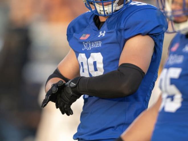 Q&A with St. Xavier defensive lineman Josh Fasbender