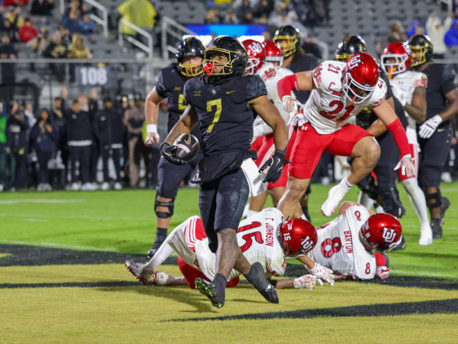 Utah 28, UCF 14 - Photo Gallery