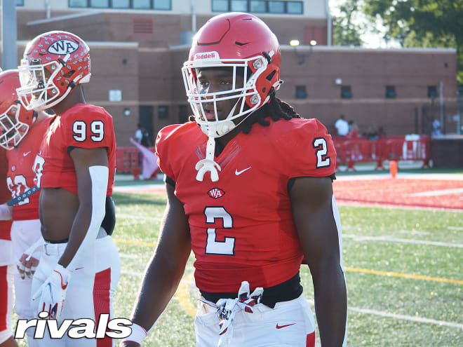 Three-Point Stance: SEC rolls on, Alabama prospects, committing early