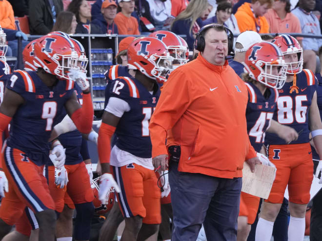 Illinois football charges forward with momentum under Bret Bielema