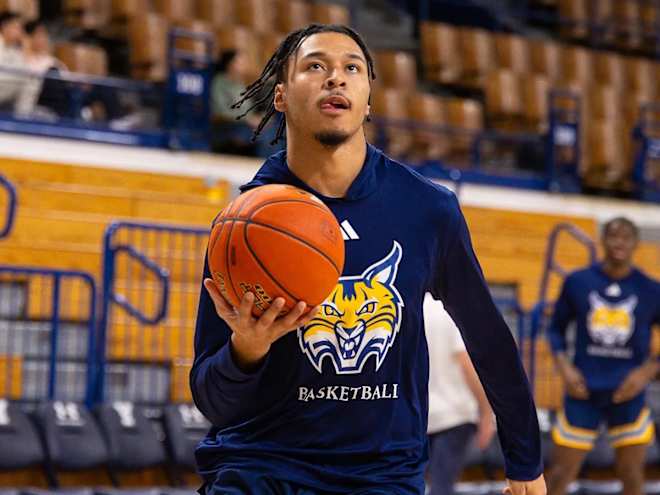 UW Hoops Adds 2 Transfers