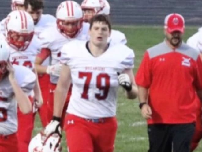 Hawkeyes offer 2024 in-state OL Cody Fox