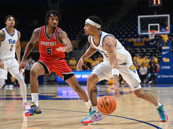 Back in a starting role, Leggett drives Pitt to 3-0 start