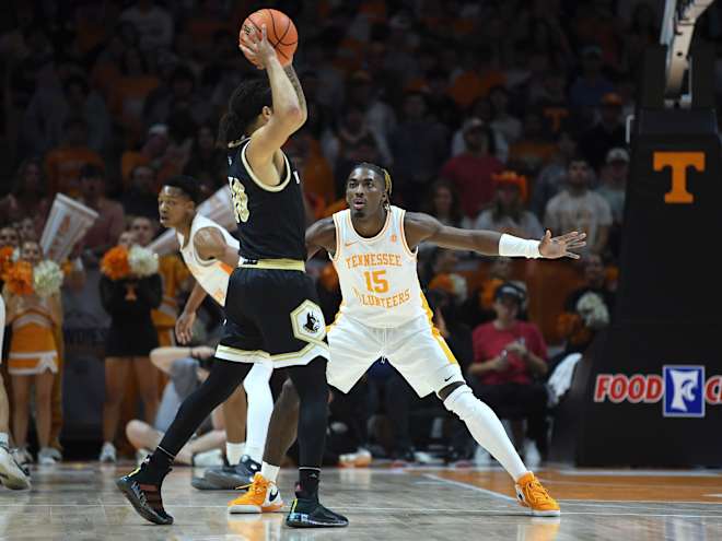 Live updates, discussion: 2-seed Tennessee vs. 15-seed Wofford (R64)